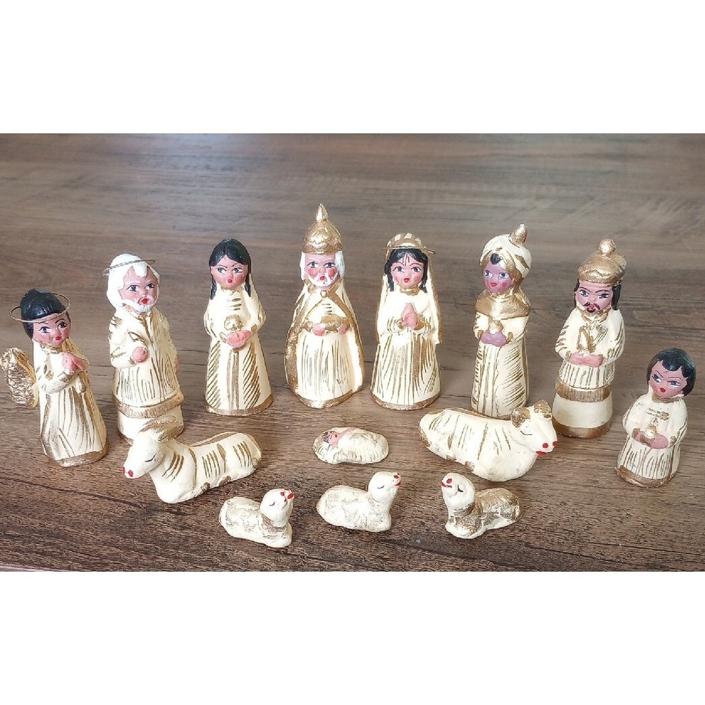 14 Piece Mexican Ceramic Folk Art Hand Built/Painted Nativity Set VTG